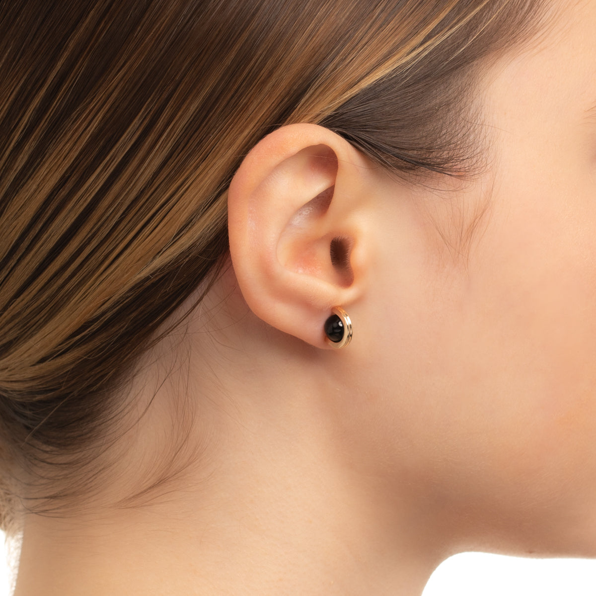 Beluga オニキス ピアス S サイズ