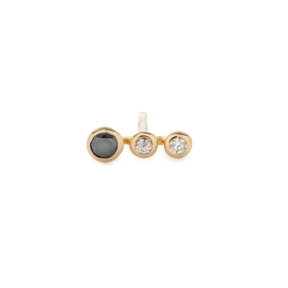 DROSERA ブラックダイヤモンド ＆ ダイヤモンド スタッド ピアス