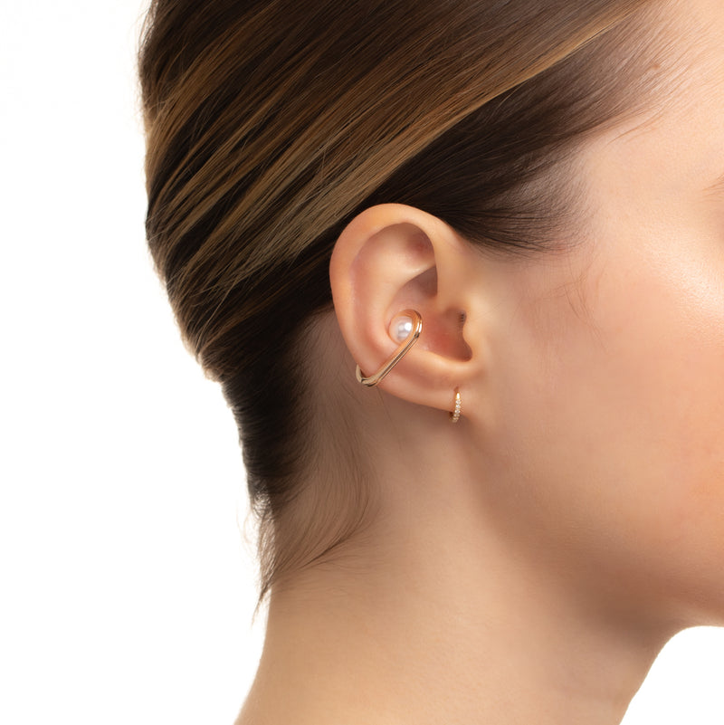 Beluga Pearl EarCuff ベルーガ パールイヤーカフ | guardline.kz